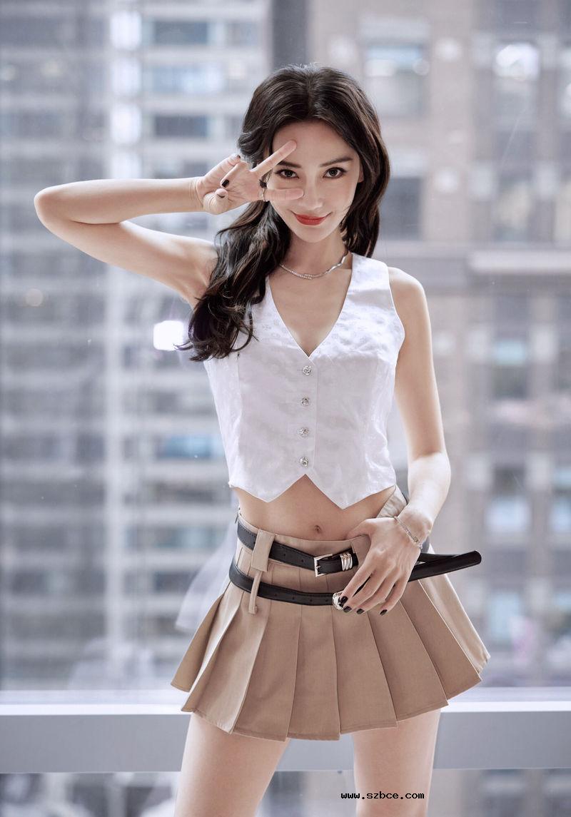 【AI作图】女星Angelababy 脱衣对比