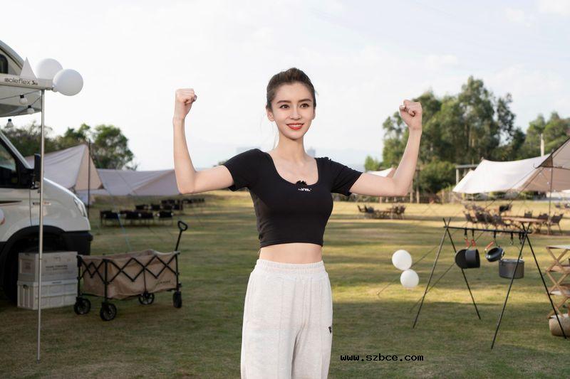 【AI作图】女星Angelababy 脱衣对比